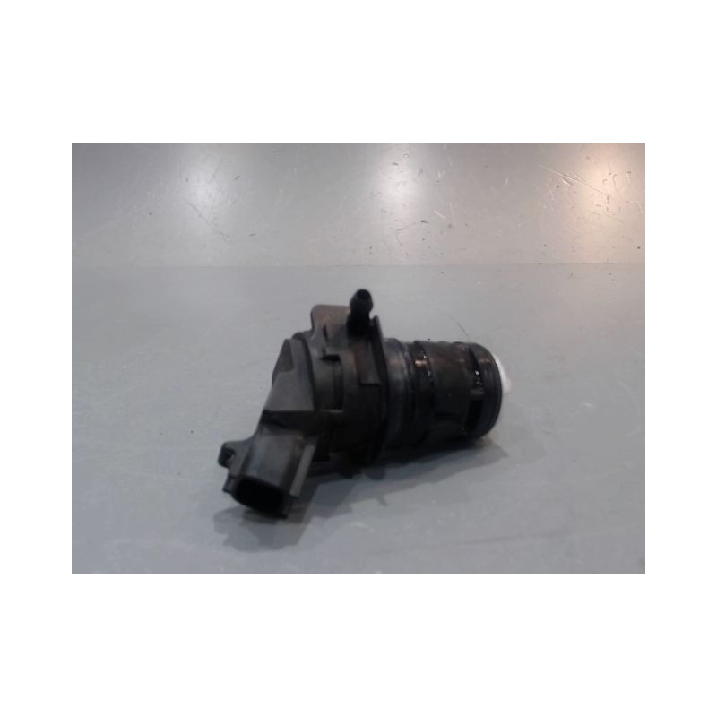 POMPE LAVE-GLACE ARRIERE TOYOTA PRIUS