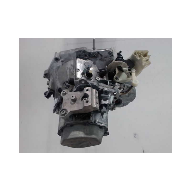 BOITE A VITESSE MECANIQUE PEUGEOT 2008 1.6 HDi