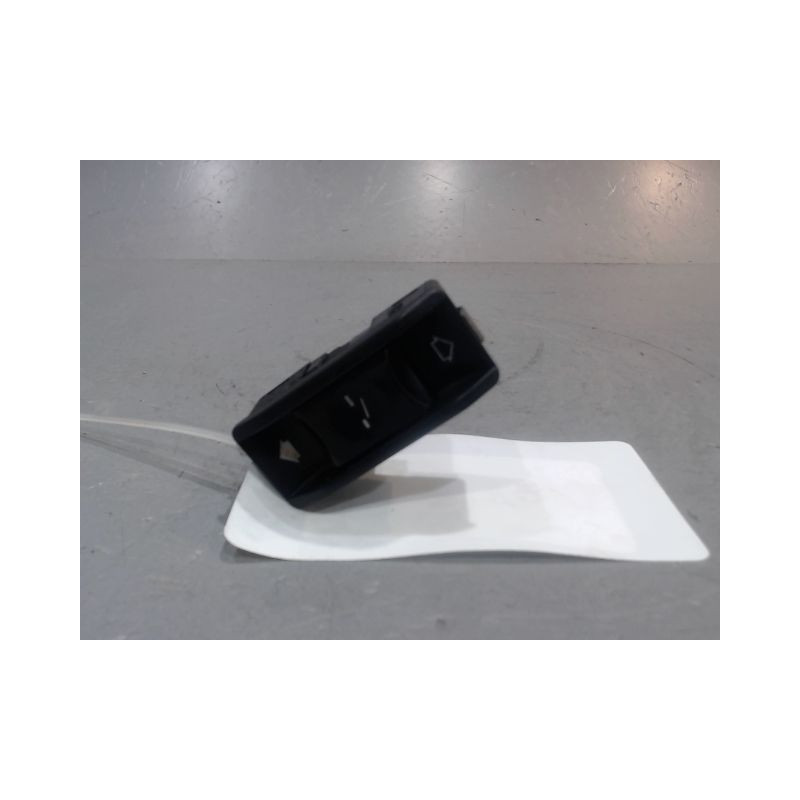 BOUTON COMMANDE TOIT OUVRANT B.M.W. SERIE 3
