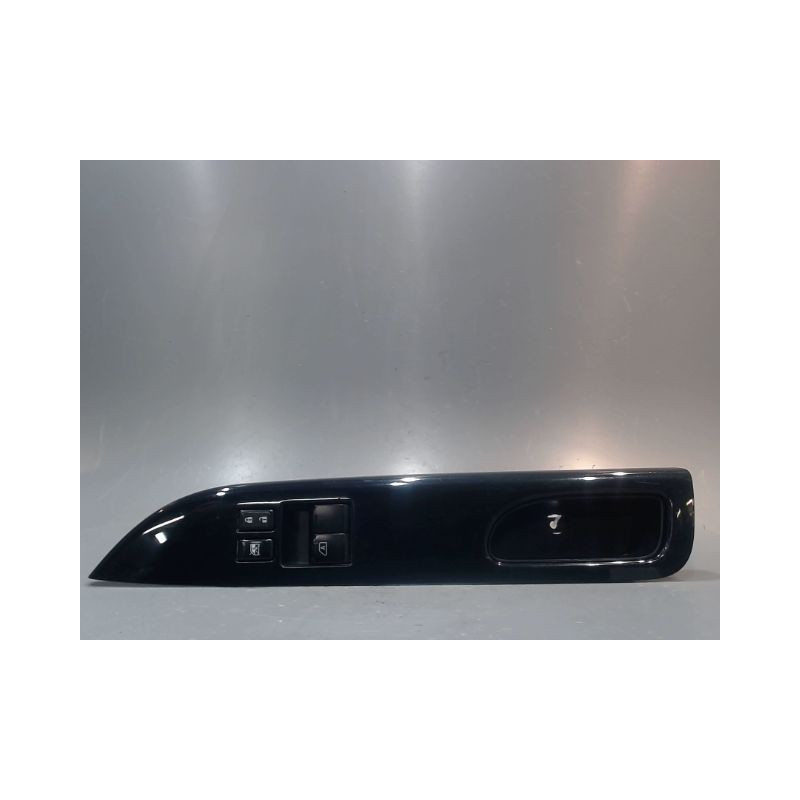 COMMANDE LEVE-GLACE PORTE AVG NISSAN MICRA