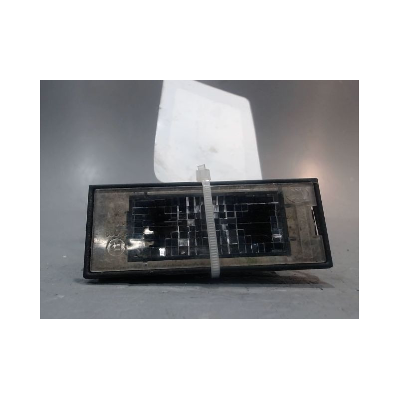 ECLAIREUR PLAQUE DE POLICE GAUCHE RENAULT TWINGO