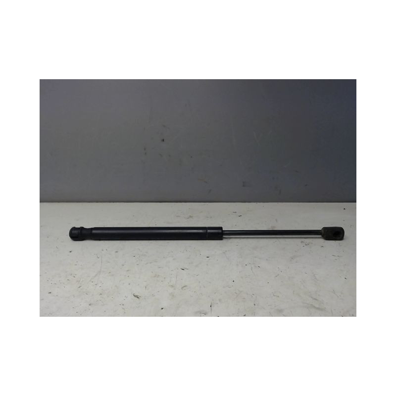 VERIN COFFRE D VOLVO S80