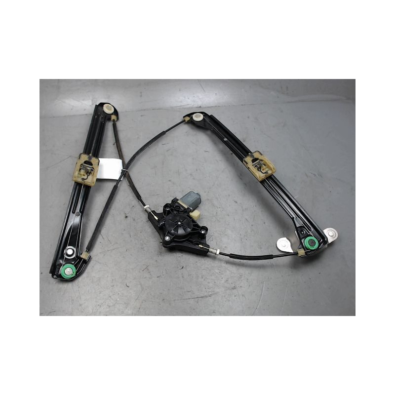 MECANISME+MOTEUR LEVE-GLACE AVANT DROIT VOLKSWAGEN GOLF VII