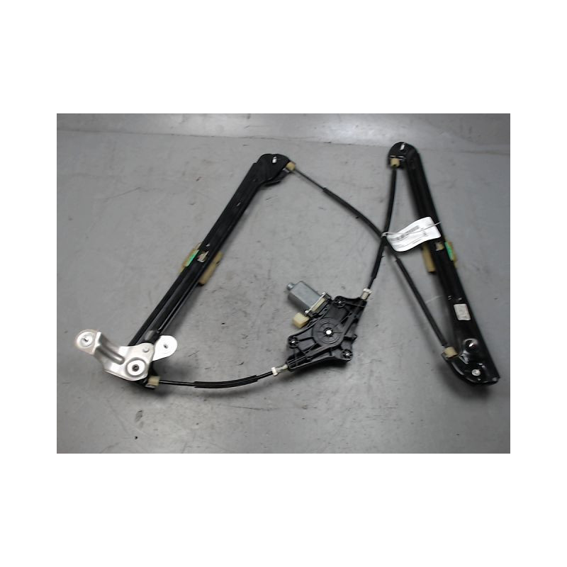 MECANISME+MOTEUR LEVE-GLACE AVANT DROIT VOLKSWAGEN GOLF VII