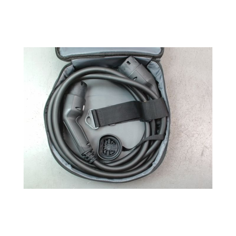 CABLE RECHARGE VOITURE ELECTRIQUE TESLA MODEL 3