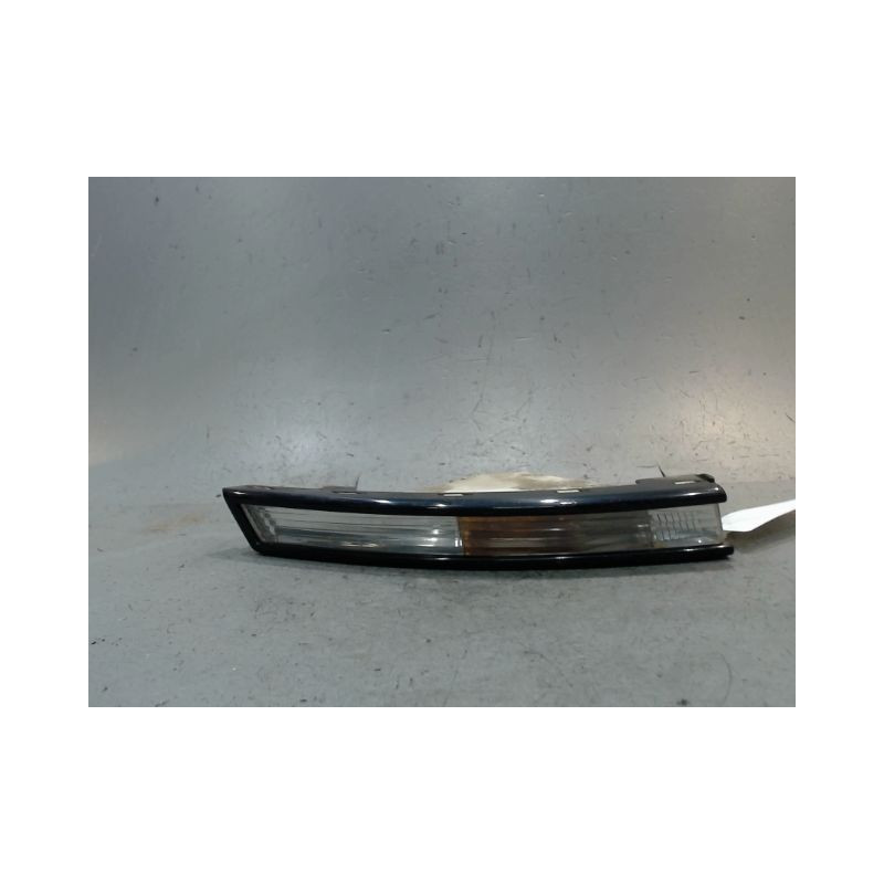 CLIGNOTANT DROIT VOLKSWAGEN PASSAT