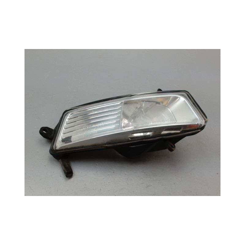 PHARE ANTIBROUILLARD AVANT DROIT AUDI A6 2004-