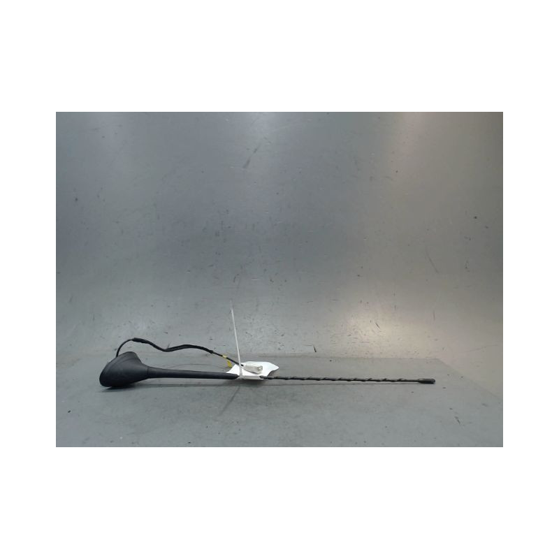ANTENNE RADIO PEUGEOT 208