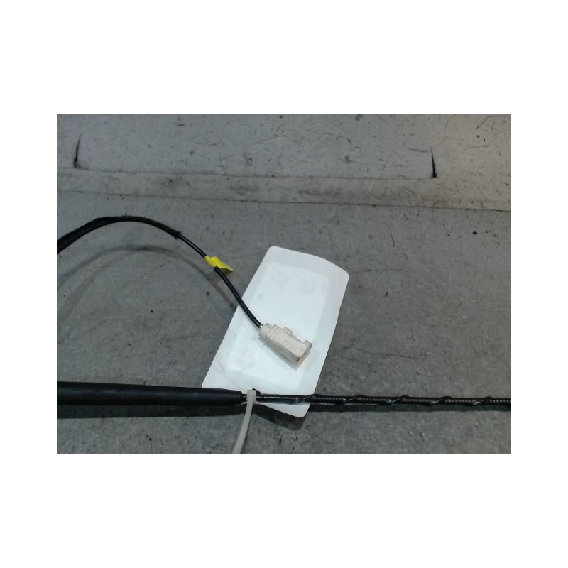 ANTENNE RADIO PEUGEOT 208