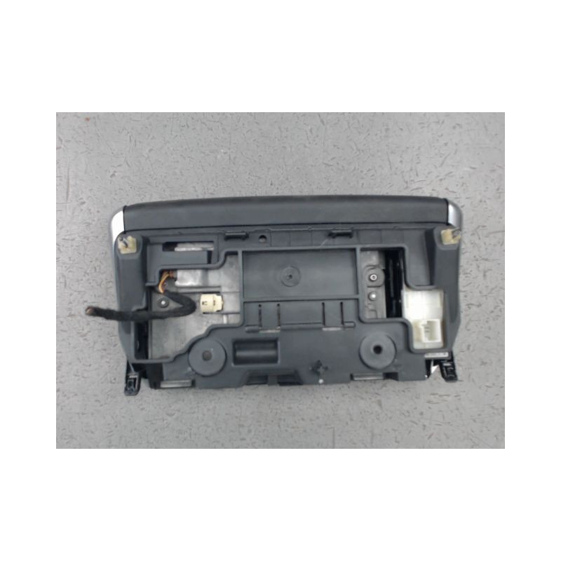 ECRAN GPS PEUGEOT 2008
