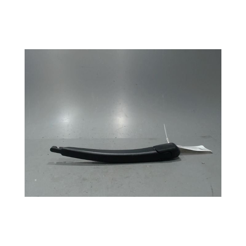 BRAS ESSUIE-GLACE ARRIERE FORD FIESTA