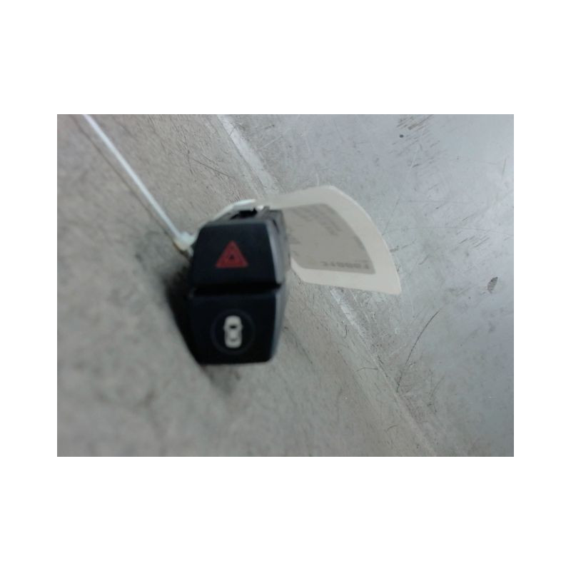BOUTON DE WARNING B.M.W. SERIE 2