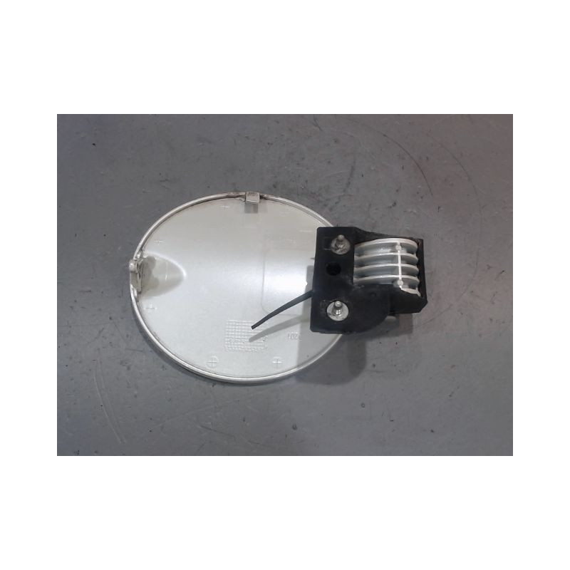 VOLET DE TRAPPE CARBURANT FIAT 500