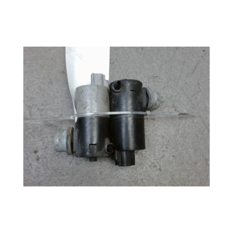 POMPE LAVE-GLACE AVANT TOYOTA AURIS 2007-