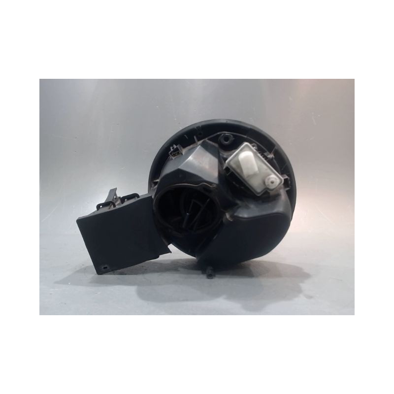VOLET DE TRAPPE CARBURANT RENAULT CLIO