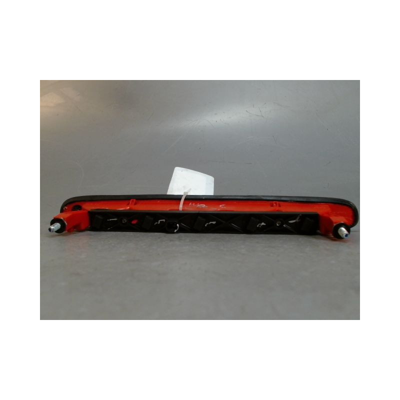 FEUX STOP SUPPLEMENTAIRE SUZUKI ALTO 5 PTES
