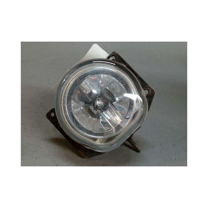 PHARE ANTIBROUILLARD AVANT GAUCHE PEUGEOT BIPPER FOURGON 4P