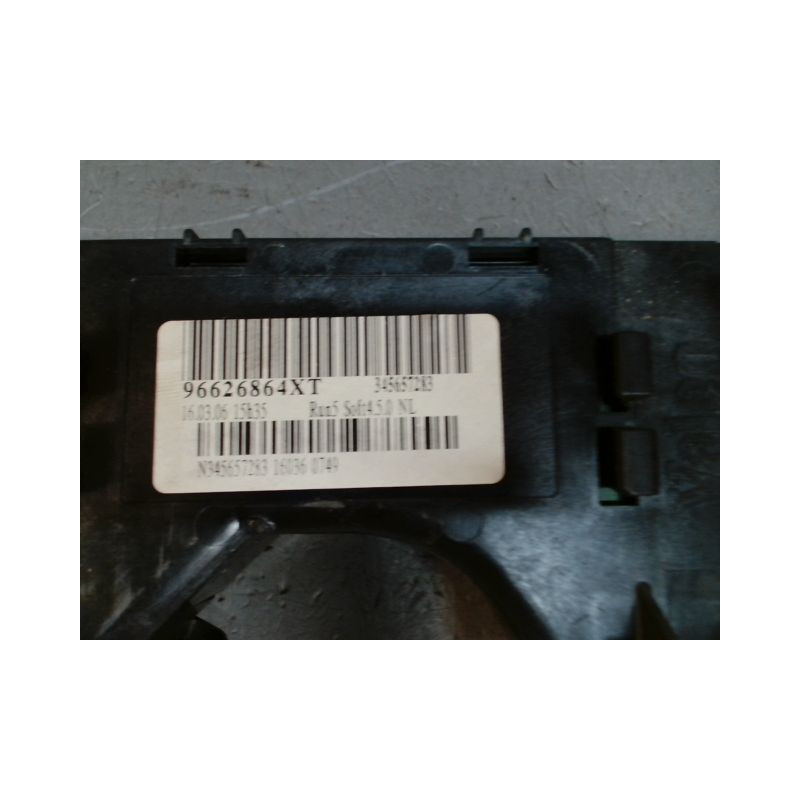BLOC COMMODOS CITROEN C4 04-08