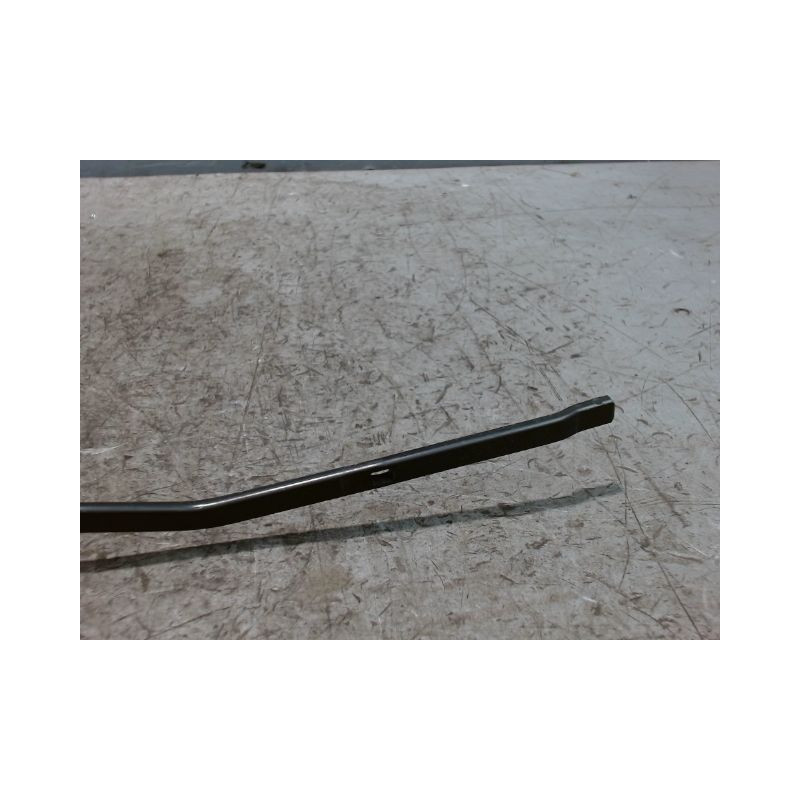 BRAS ESSUIE-GLACE AVANT DROIT RENAULT KANGOO EXPRESS 2008-
