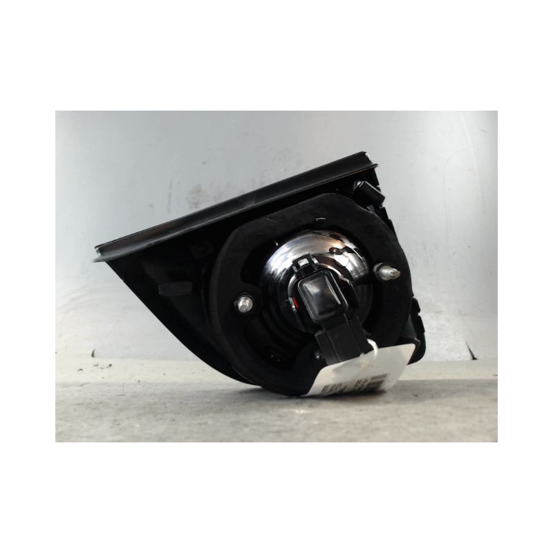 FEU ARRIERE INTERIEUR GAUCHE VOLKSWAGEN GOLF V PLUS 2005-