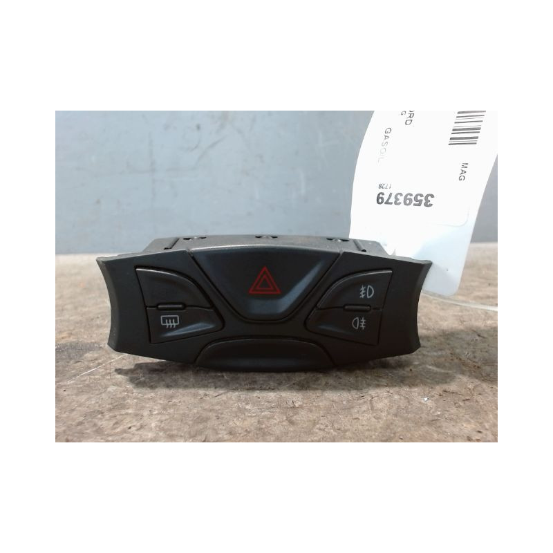BOUTON DE WARNING FORD KA 2008-