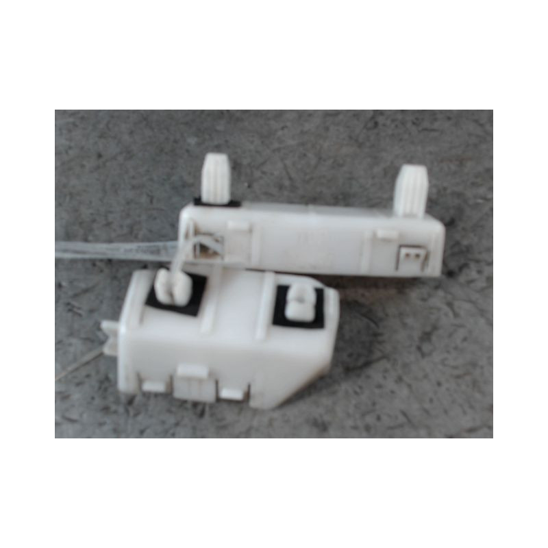 SUPPORT PARE-CHOC ARD NISSAN QHASQAI 2007-