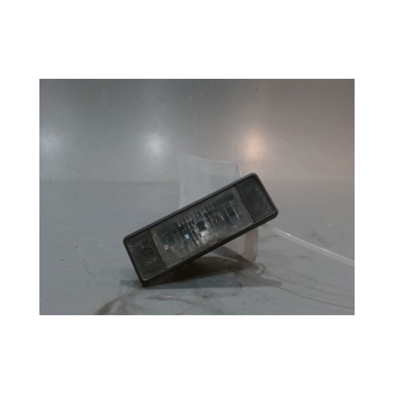 ECLAIREUR PLAQUE DE POLICE GAUCHE NISSAN QASHQAI