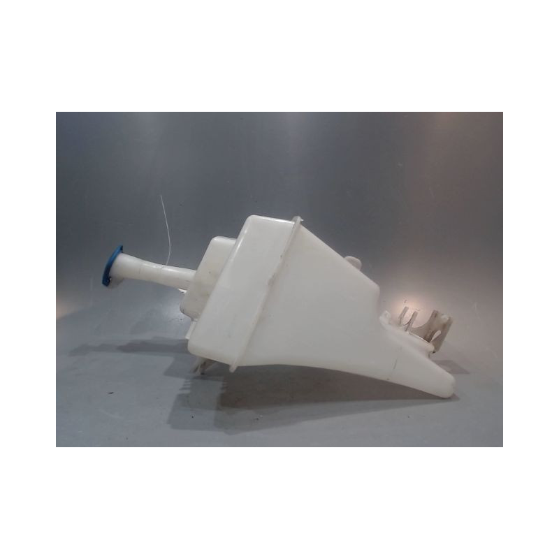 RESERVOIR LAVE-GLACE AVANT KIA RIO