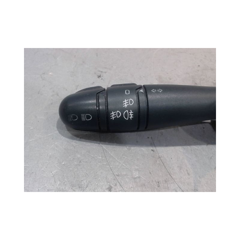 COMMANDE CLIGNOTANT RENAULT MEGANE