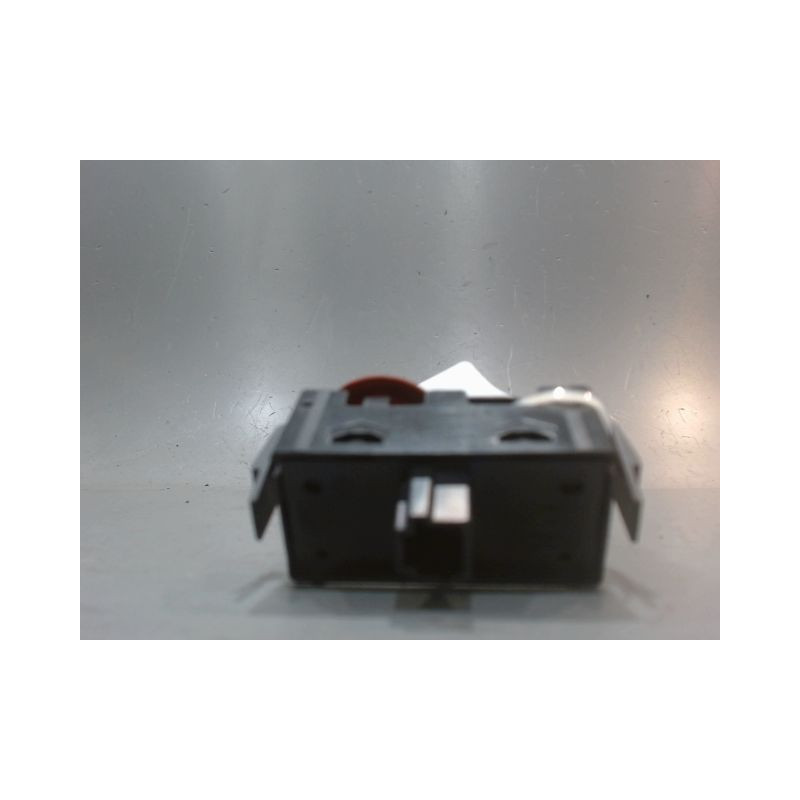 BOUTON DE WARNING RENAULT KANGOO