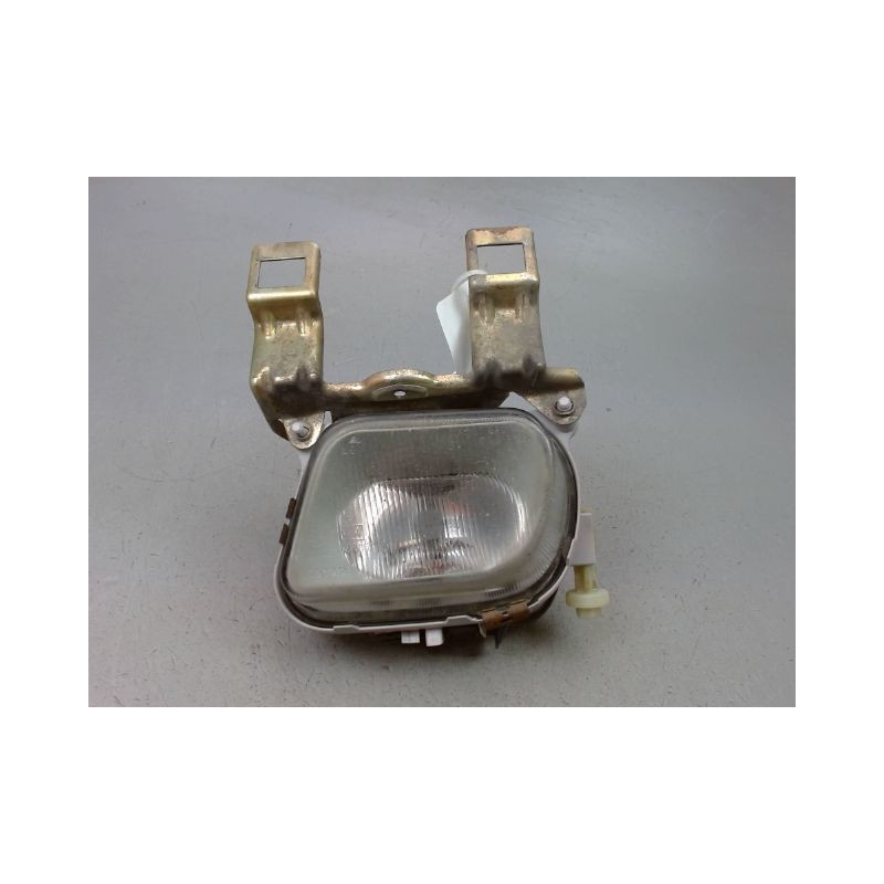 PHARE ANTIBROUILLARD AVANT GAUCHE MERCEDES CLASSE E BERL. II Phase 1 (210) 1995-1999