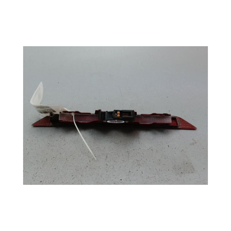 FEUX STOP SUPPLEMENTAIRE DACIA SANDERO II Phase 1 2012-...
