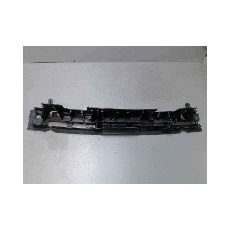 SUPPORT CENTRAL PARE-CHOC ARRIERE  RENAULT CLIO