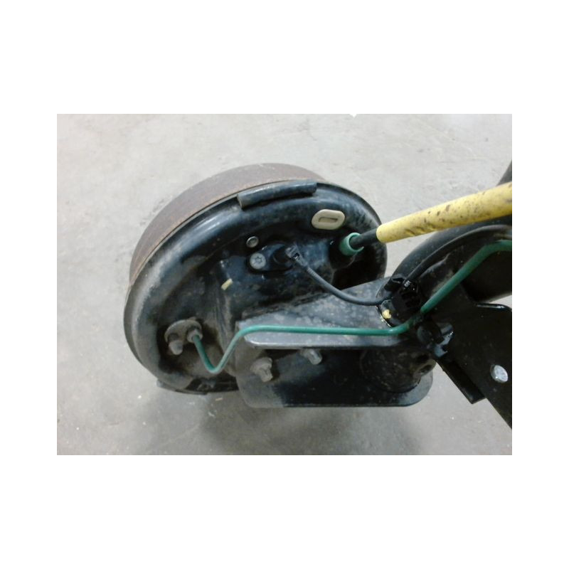 TRAIN ARRIERE RENAULT CLIO