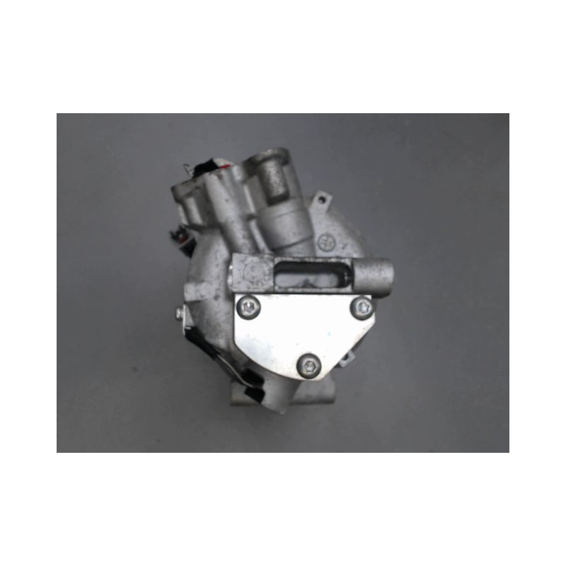COMPRESSEUR AIR CONDITIONNE RENAULT CLIO