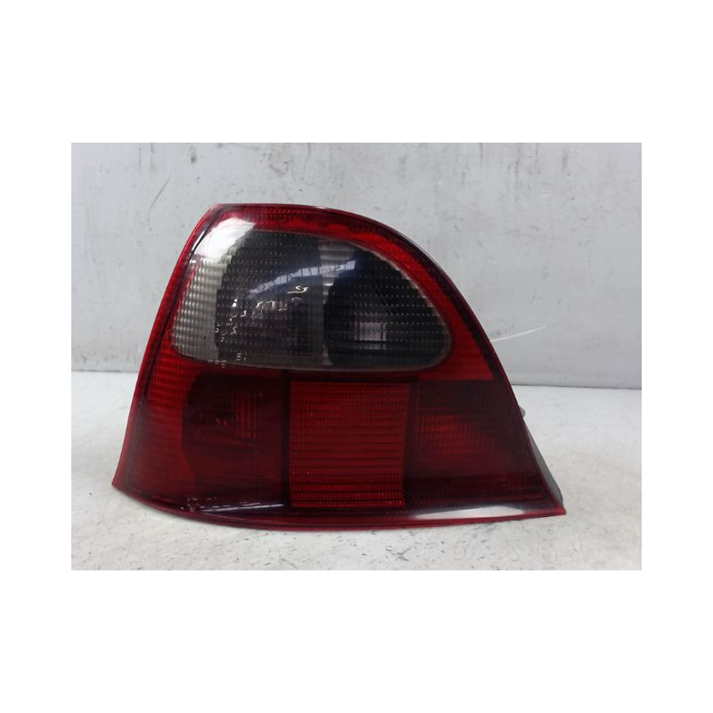 FEU ARRIERE GAUCHE  ROVER 200 96-00