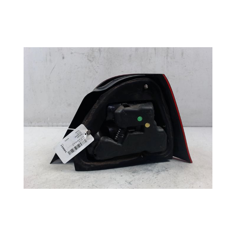 FEU ARRIERE GAUCHE  ROVER 200 96-00