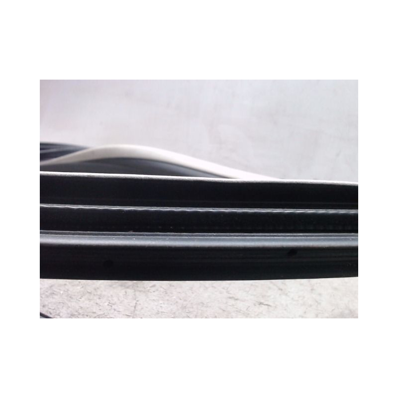 JOINT PORTE AVANT DROIT RENAULT LAGUNA III 2007-