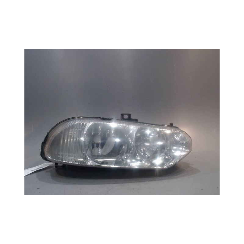 PHARE DROIT ALFA ROMEO 156