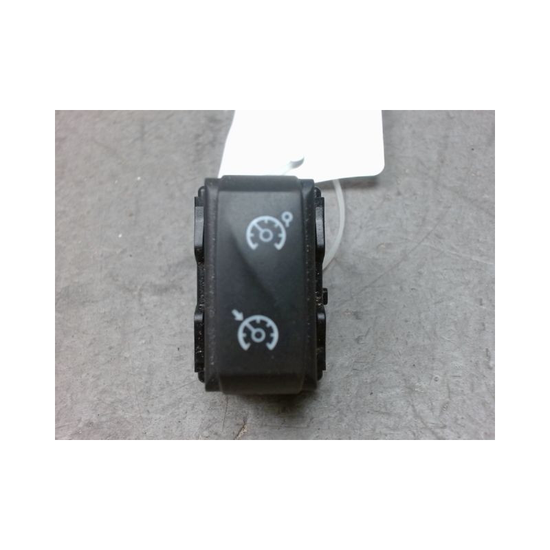 COMMANDE REGULATEUR/LIMITATEUR VITESSE RENAULT CLIO