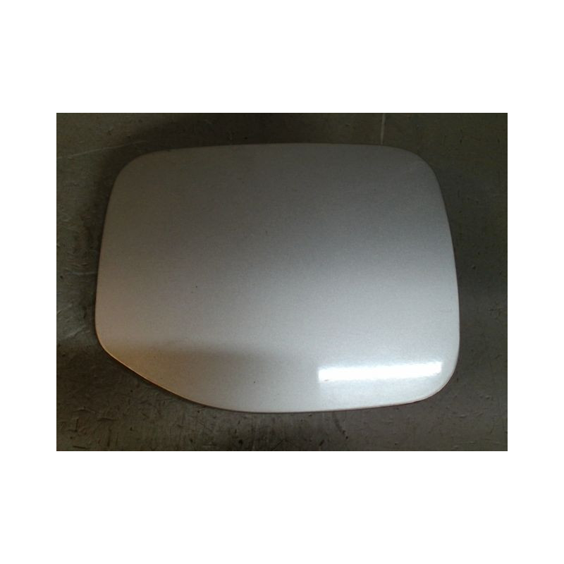 VOLET DE TRAPPE CARBURANT TOYOTA AVENSIS -2000