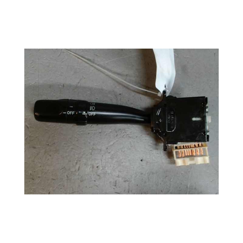 COMMANDE CLIGNOTANT TOYOTA AVENSIS -2000
