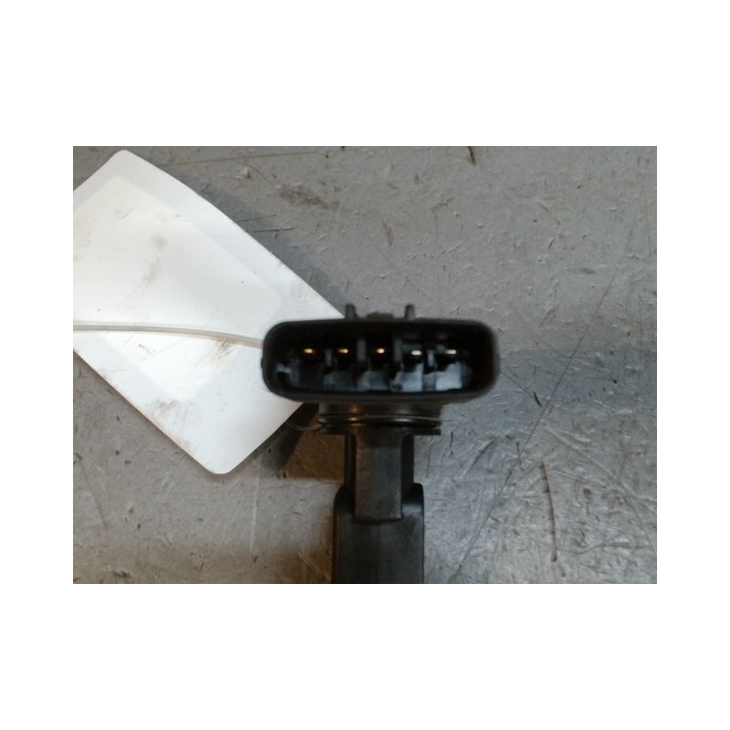DEBITMETRE AIR TOYOTA AVENSIS -2000