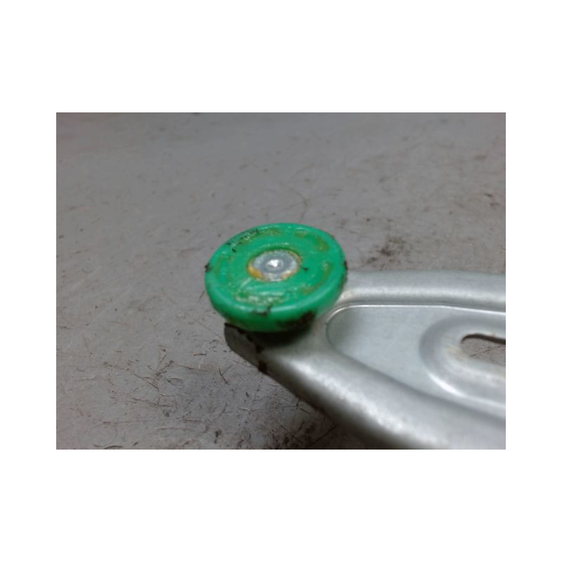 MECANISME+MOTEUR LEVE-GLACE ARRIERE GAUCHE TOYOTA AURIS 2007-