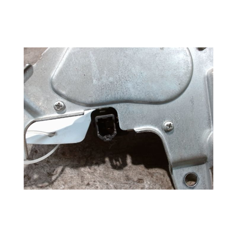 MOTEUR ESSUIE-GLACE ARRIERE SUZUKI SWIFT