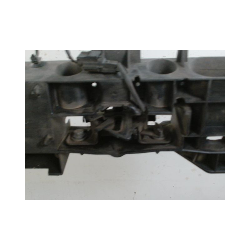 TRAVERSE SUPERIEURE ARMATURE AVANT RENAULT CLIO