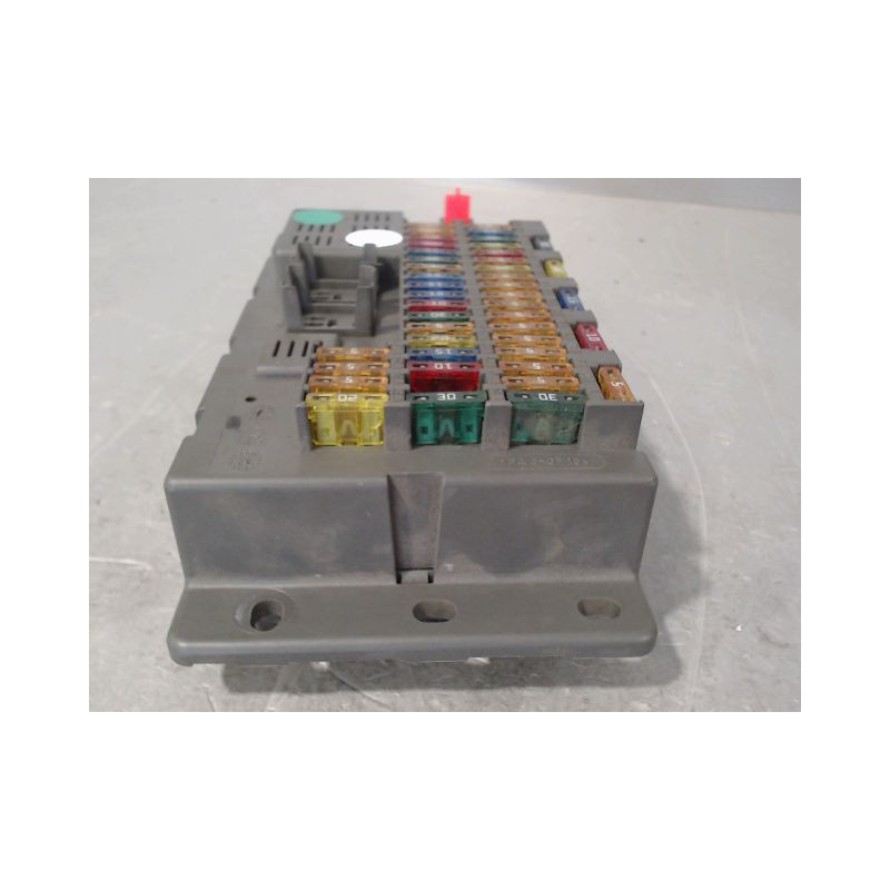 BOITE A FUSIBLES MINI MINI