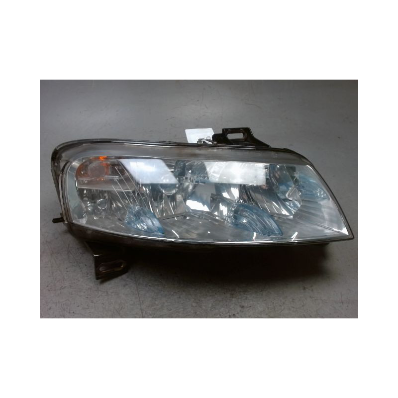PHARE DROIT FIAT STILO 5P