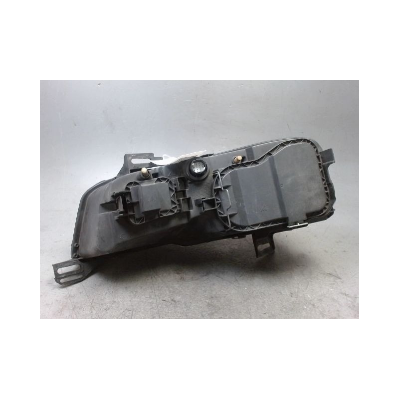 PHARE DROIT FIAT STILO 5P