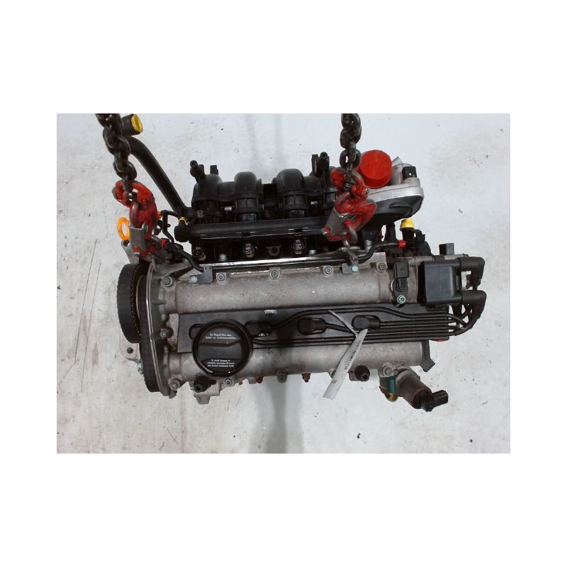 MOTEUR ESSENCE VOLKSWAGEN POLO 02-05 1.4 16V